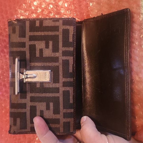 Fendi wallet - Picture 2 of 12